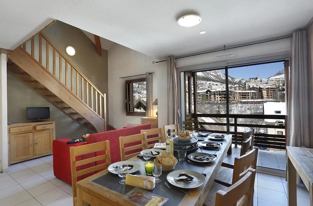 Residence Nemea L'Aigle Bleu Briancon  Aparthotel Briancon (Hautes-Alpes)